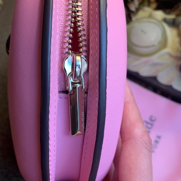 LIMITED ED🔥Authentic KATE SPADE Italian leather Cat zip top crossbody/Clutch - Picture 9 of 13